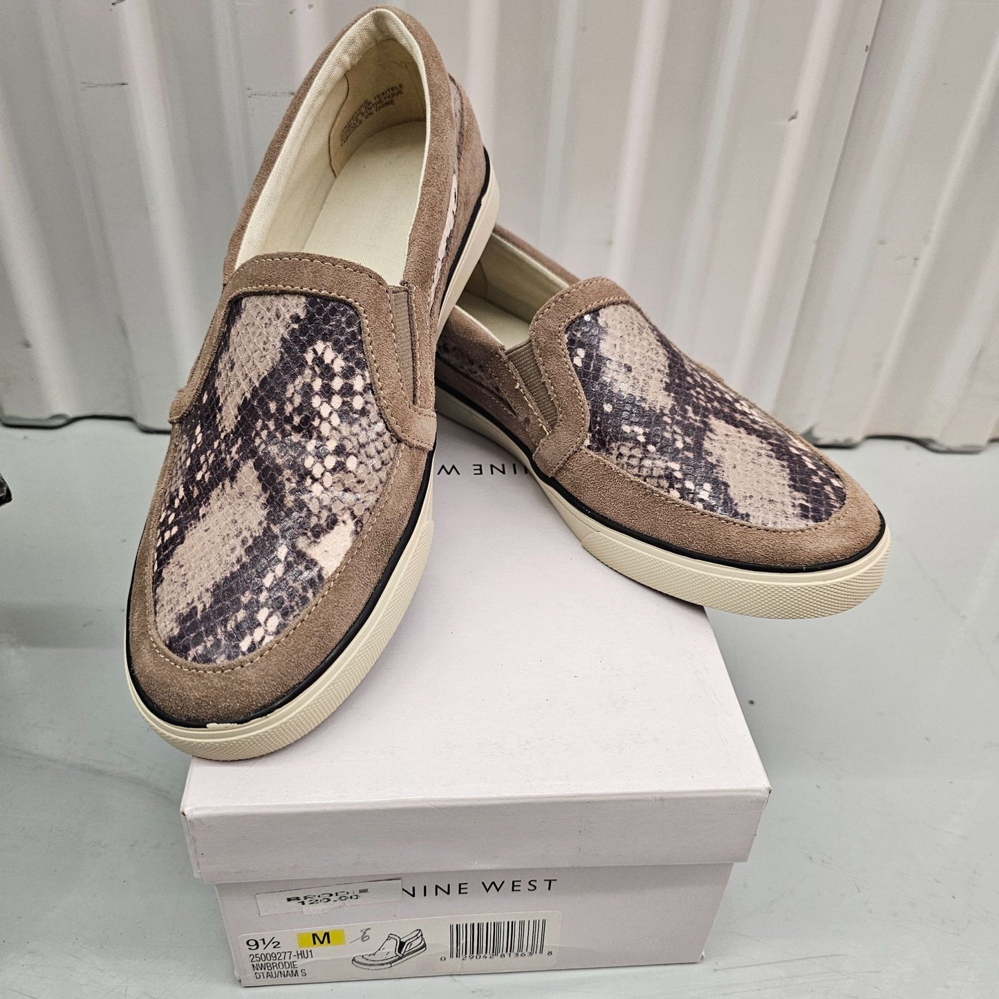 Nine West Women's Brodie Slip-On Snakeskin Print Sneakers Size 9.5M