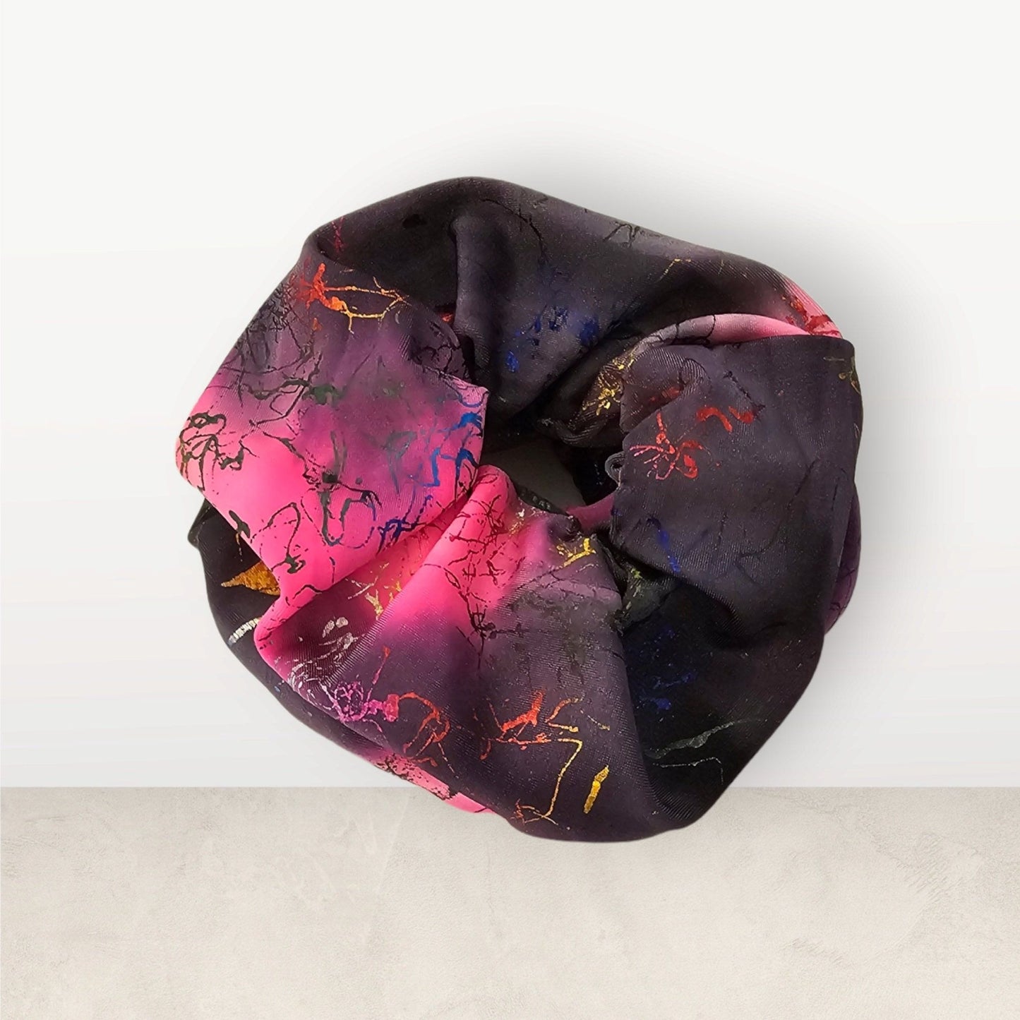 Handmade Abstract Art Deco Scrunchie |Scrunchie with splash abstract art for a stylish look