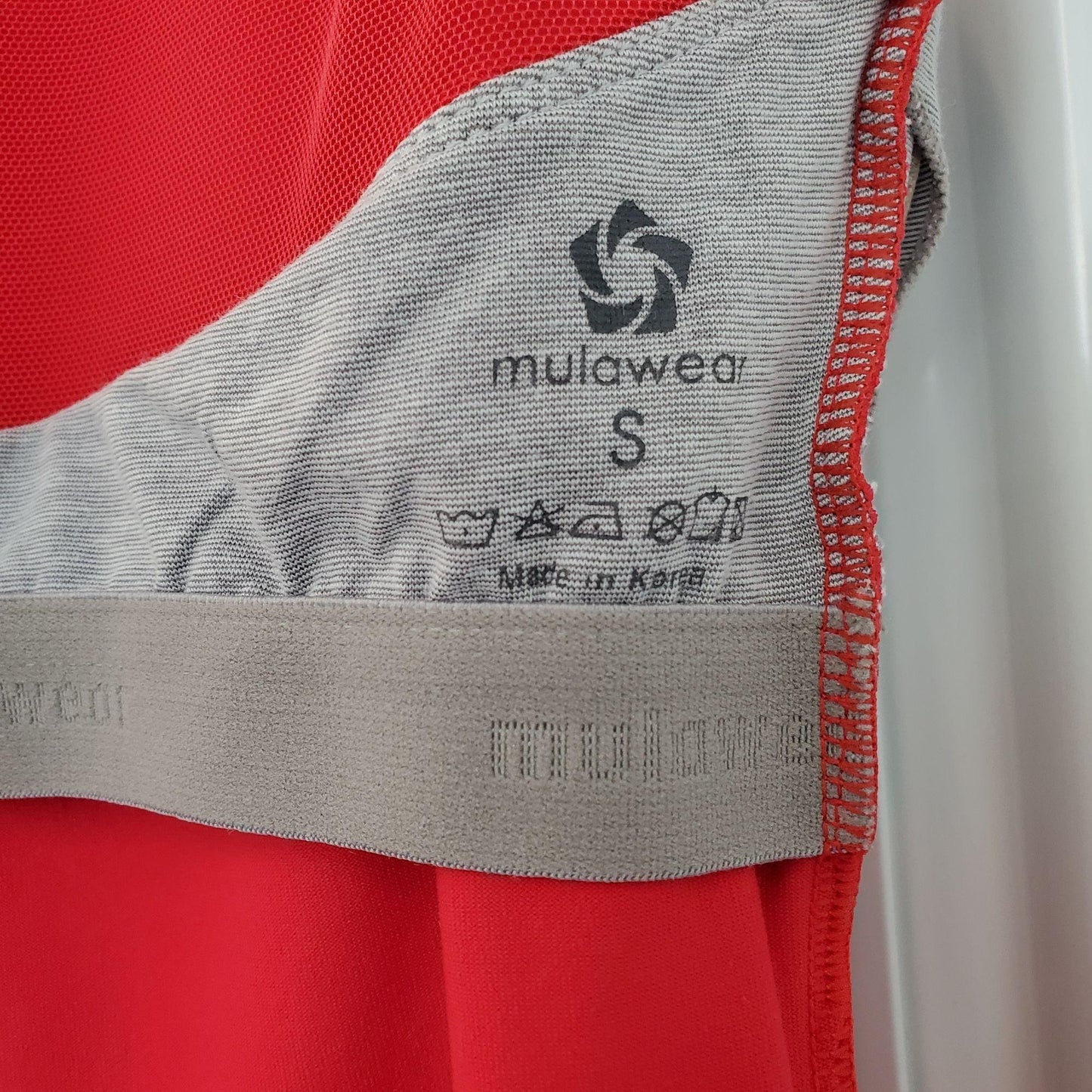 Mulawear Activewear Tank Top with mesh detailing