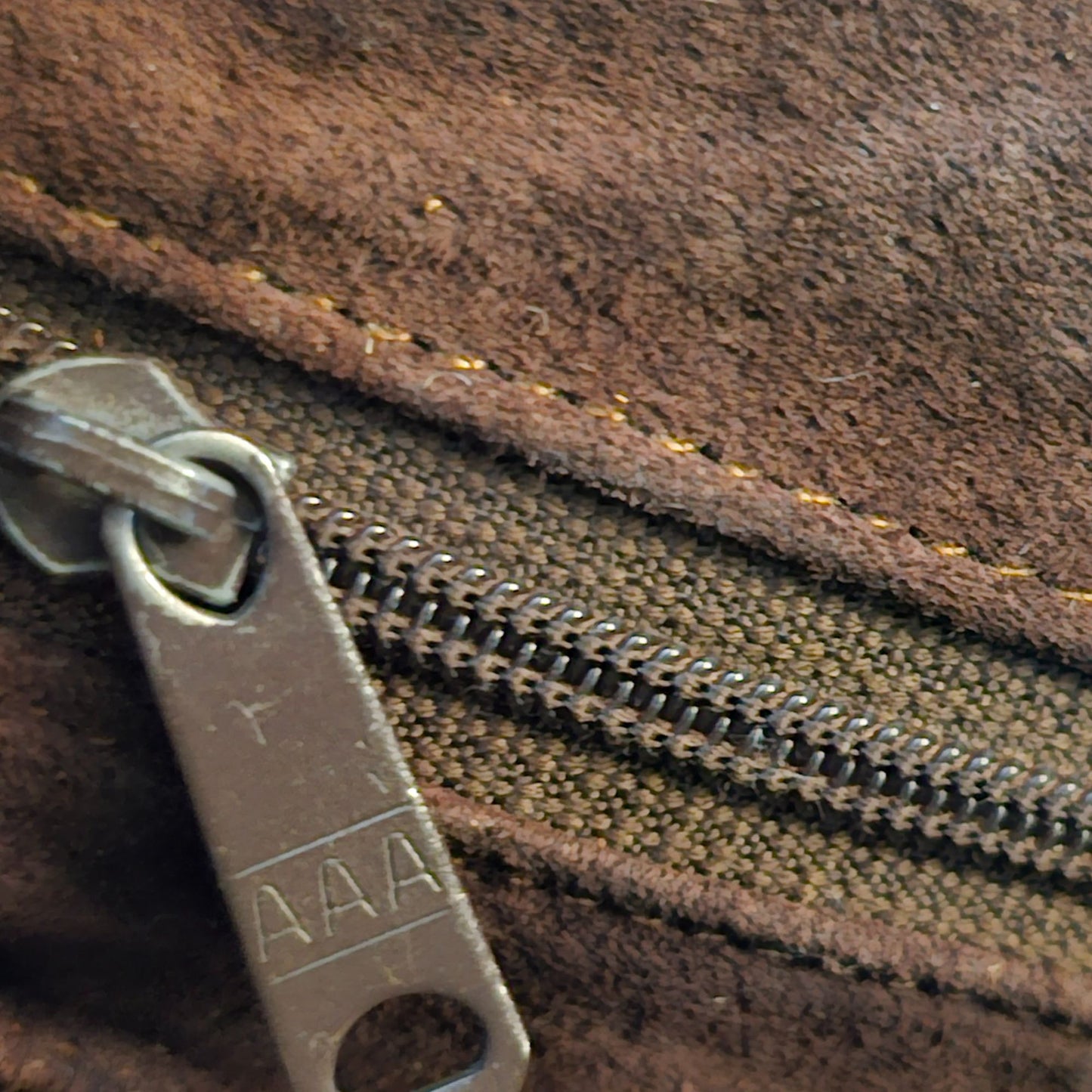 Vintage Eel Skin Genuine Leather Brown Handbag With Double Handles & Zip Closure