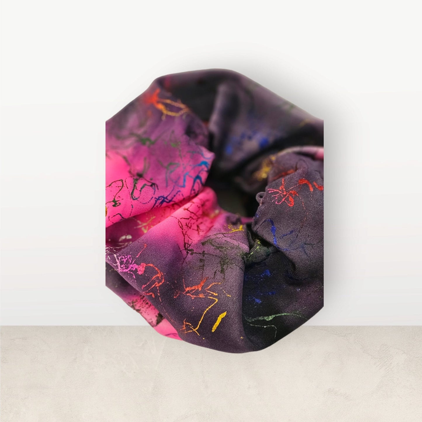 Handmade Abstract Art Deco Scrunchie |Scrunchie with splash abstract art for a stylish look