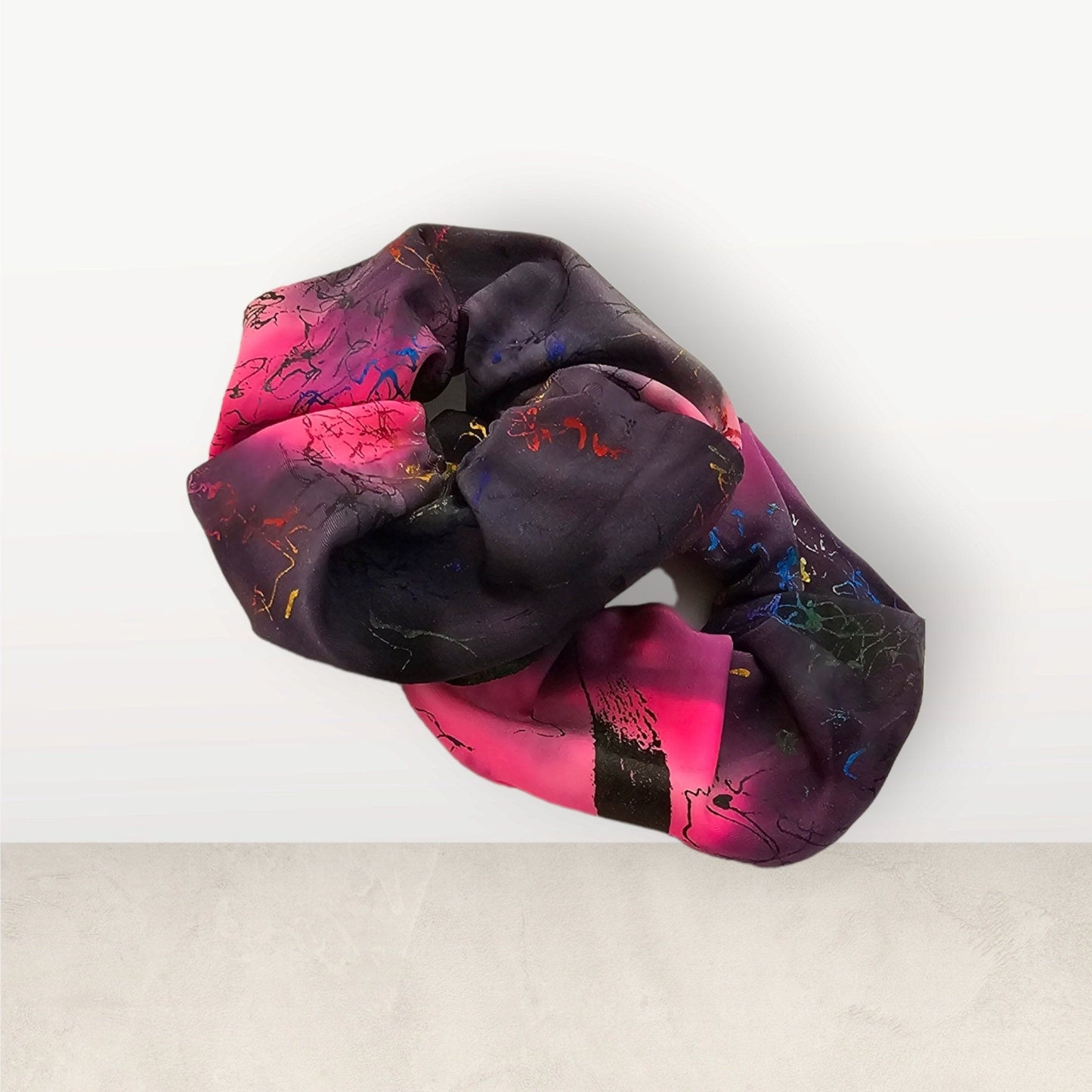 Handmade Abstract Art Deco Scrunchie |Scrunchie with splash abstract art for a stylish look