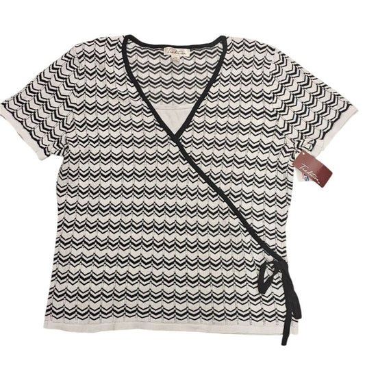 Tradition Womens Black & White Chevron Pattern Top Sz L/G 16 (14-16) Short Sleeves With Tie Detail