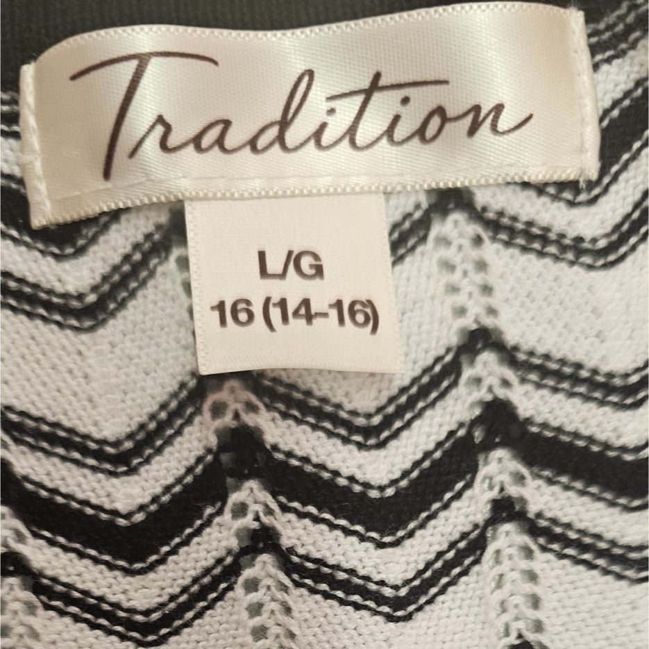 Tradition Womens Black & White Chevron Pattern Top Sz L/G 16 (14-16) Short Sleeves With Tie Detail